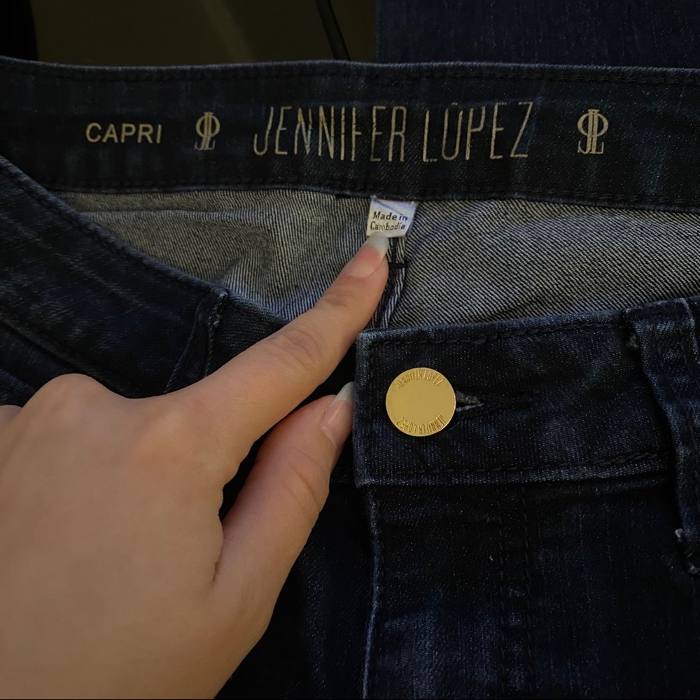 Jennifer Lopez Dark Wash Denim Blue Jean Capris Size 2 Women’s Midrise Crop - Picture 5 of 6